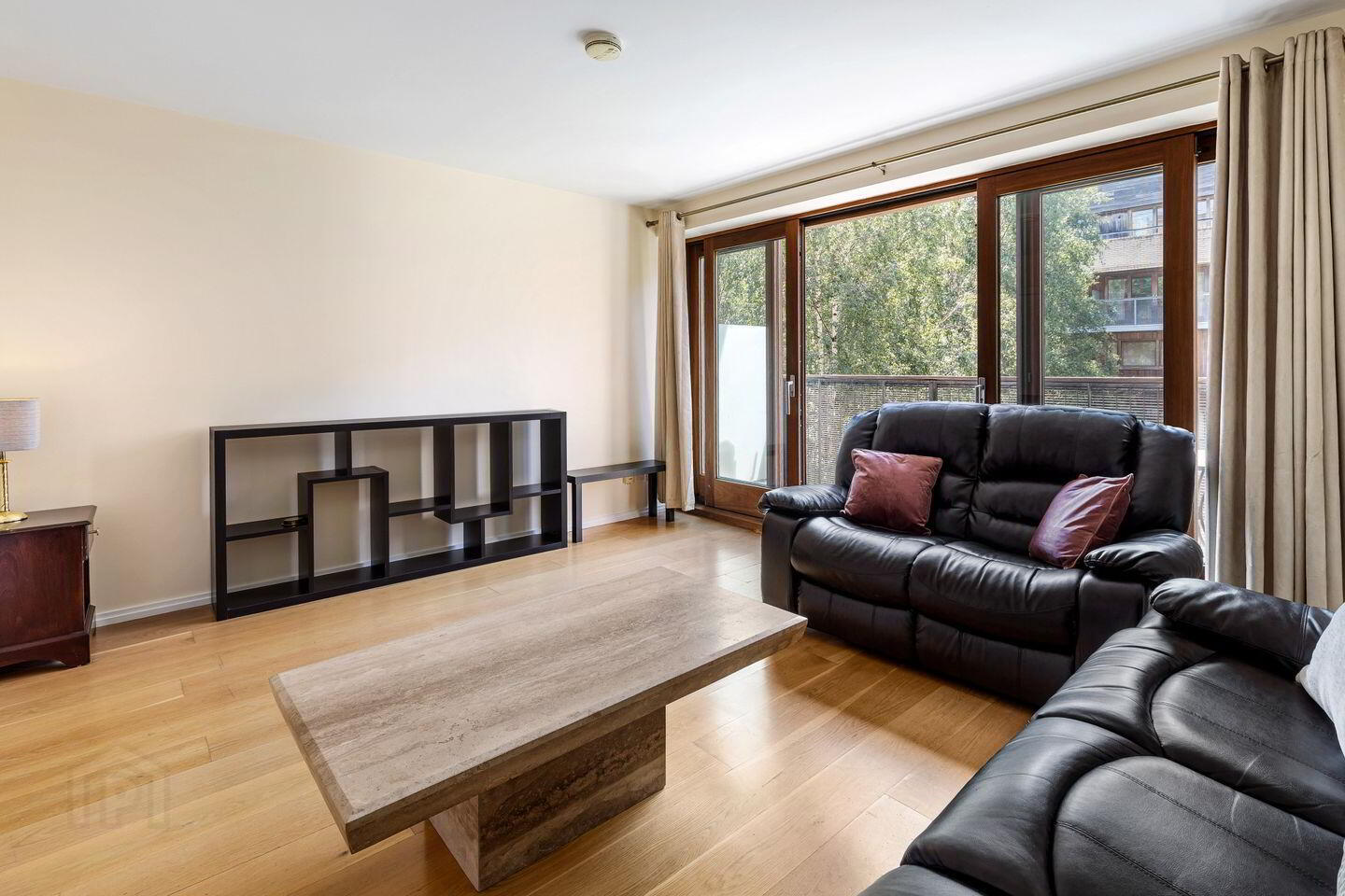 14 Block 8 Clarion Quay 3 of 6