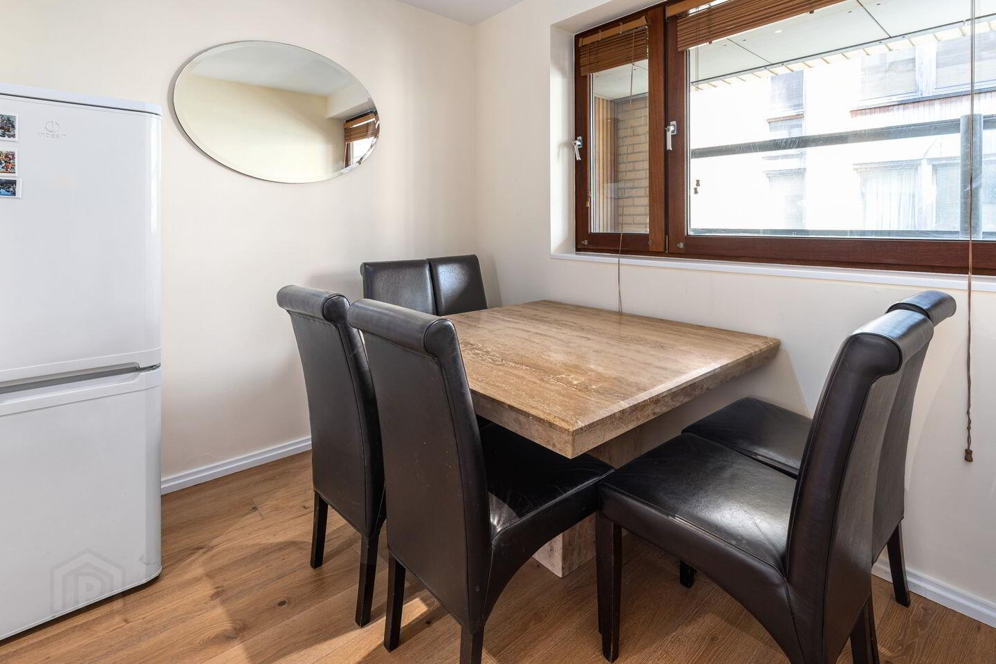 14 Block 8 Clarion Quay 5 of 6