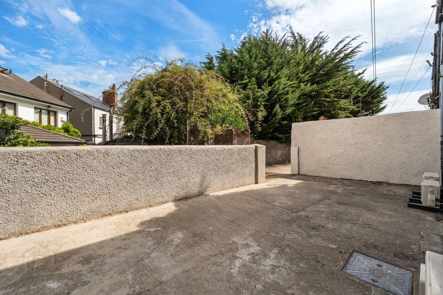 1 Clonskeagh Road 26 of 27