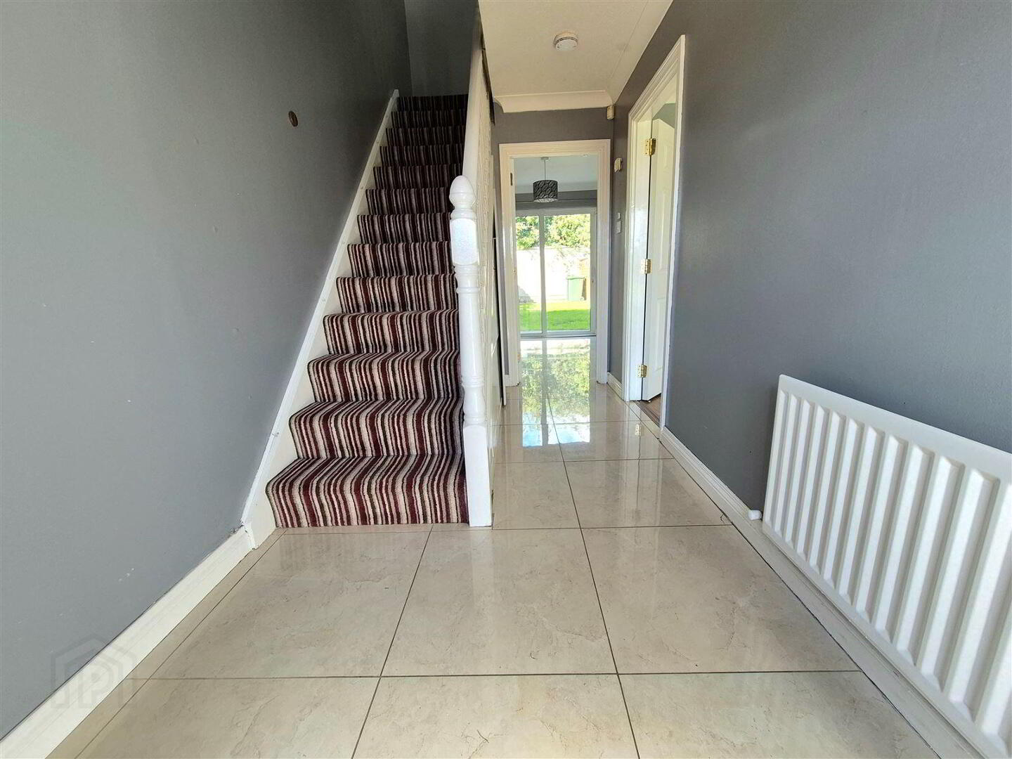 37 Knockbrack Close 2 of 13