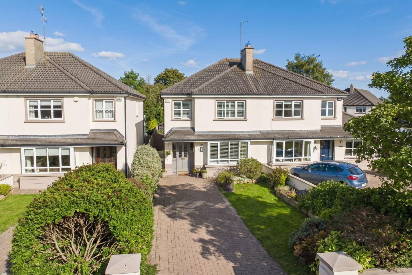 12 Beverton Lawns 1 of 49