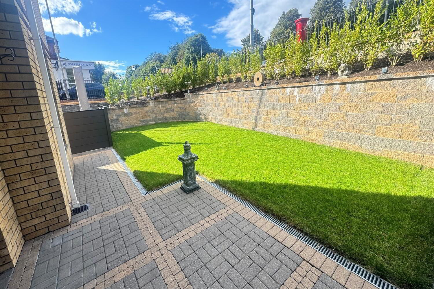 1 Stormont Mews 20 of 20