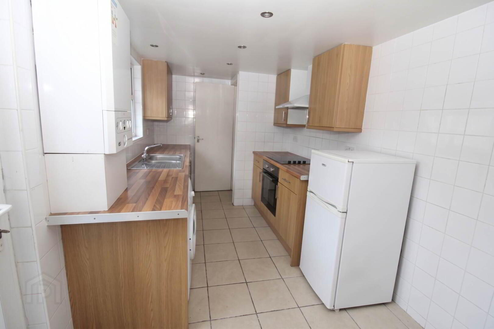 16 Albert Street, A & B 3 of 11