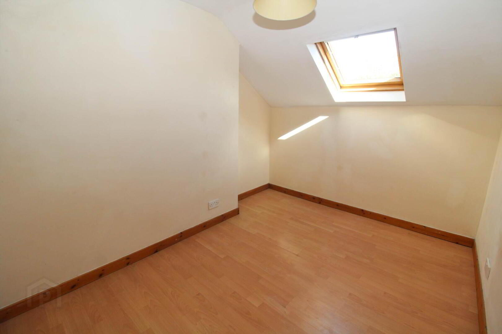 16 Albert Street, A & B 10 of 11