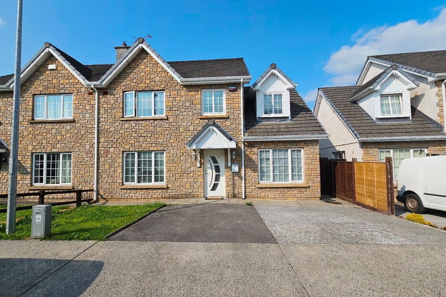 26 Oaklands Park 27 of 28