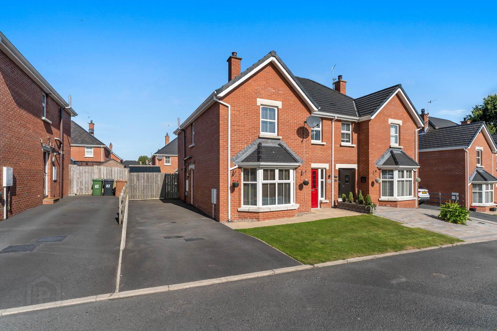 80 Woodville Gate 2 of 31