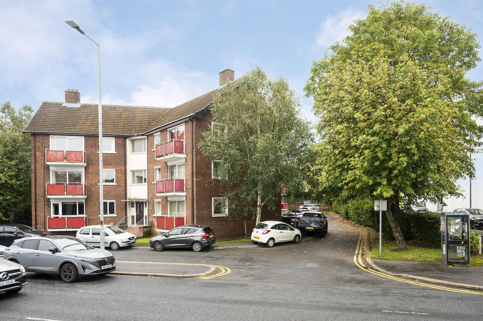 Apt 11, 206 Lisburn Road 18 of 18