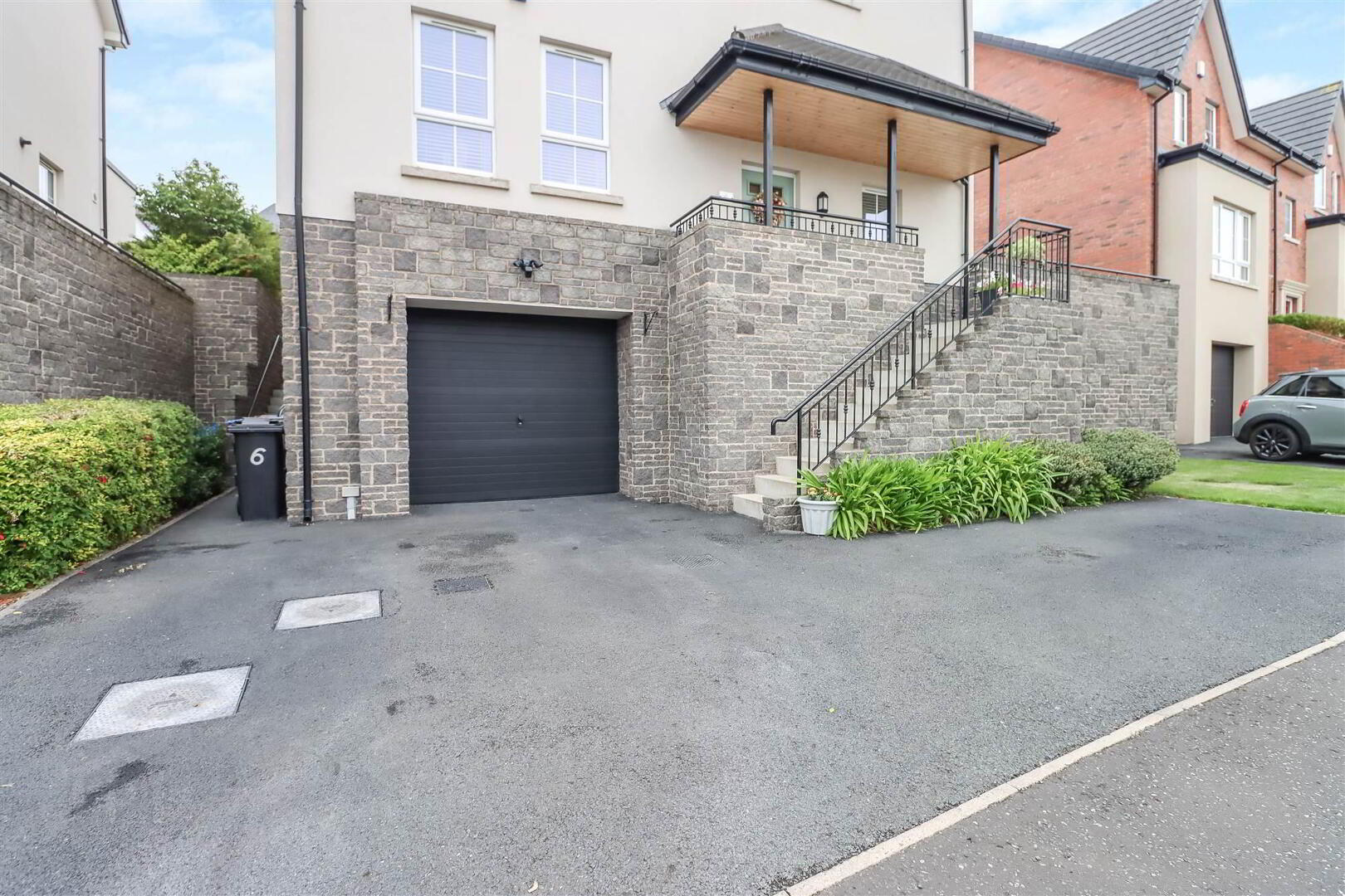 6 Millmount Village Avenue 2 of 53