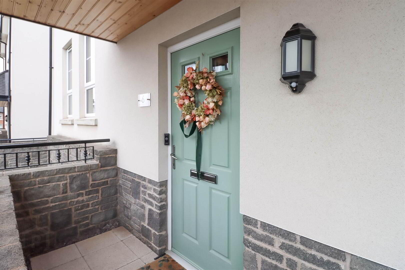 6 Millmount Village Avenue 3 of 53