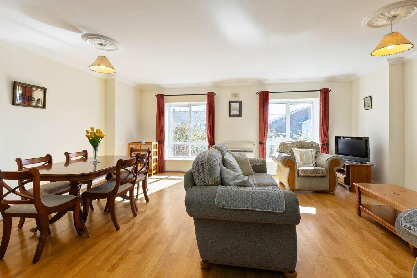 71 Saint James`s Wood South Circular Road 3 of 11