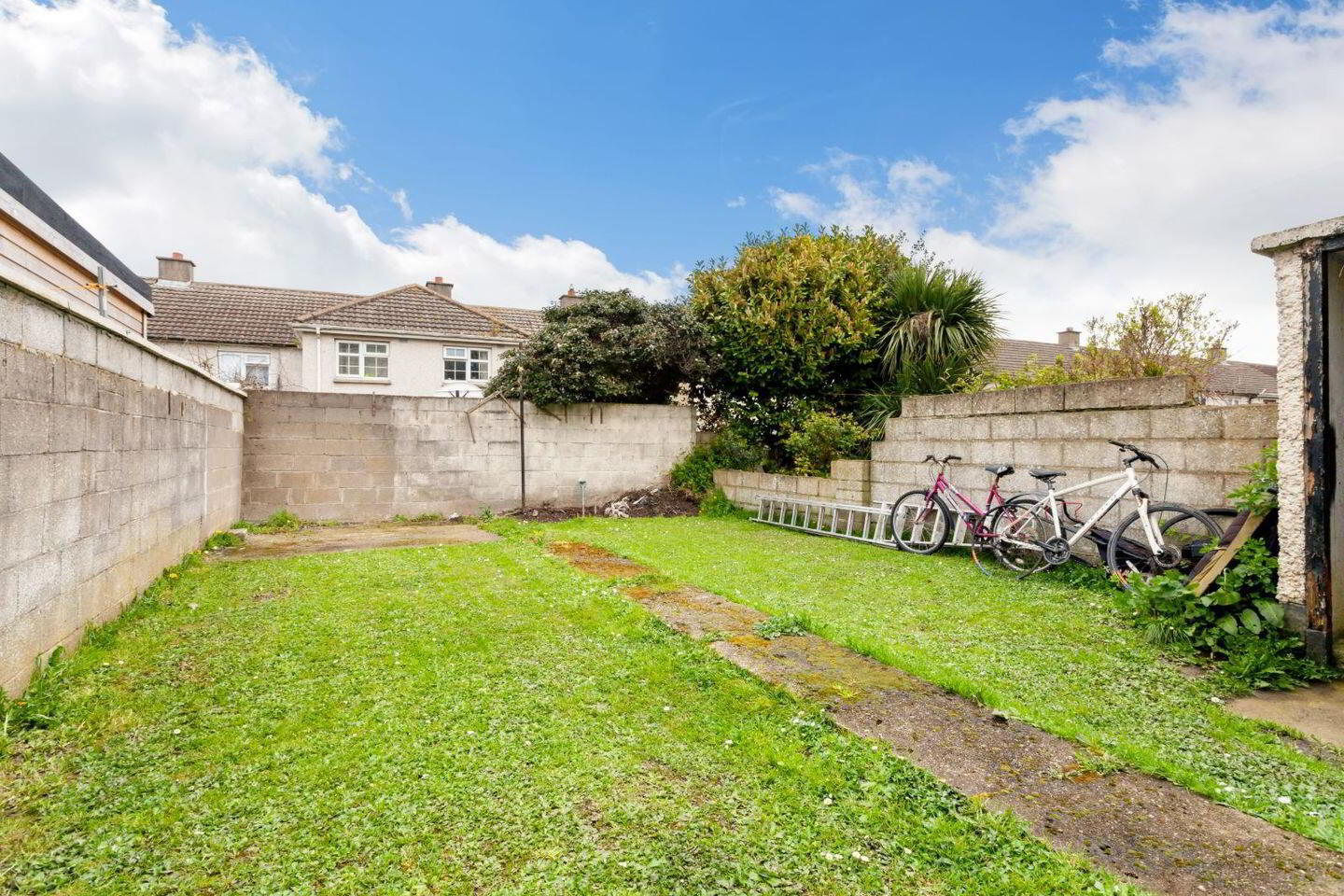 2 Saint Donagh's Crescent 11 of 12