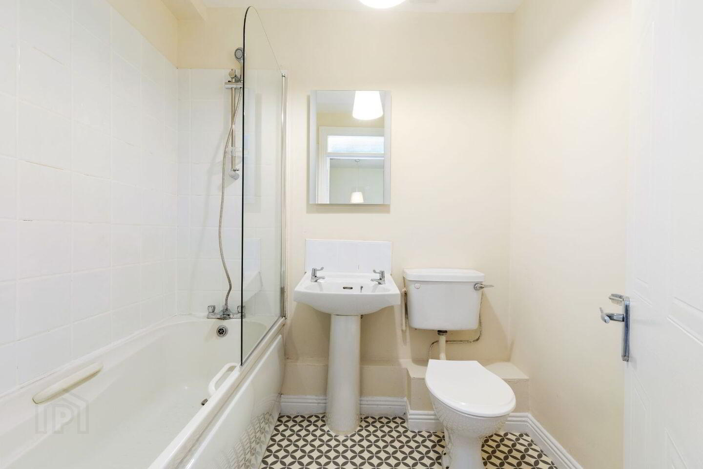 Apartment 21 Tir Connell Grove 8 of 9