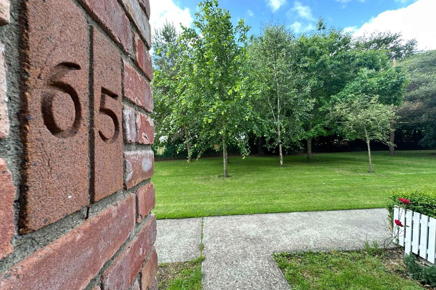 65 Summerseat Court 27 of 28