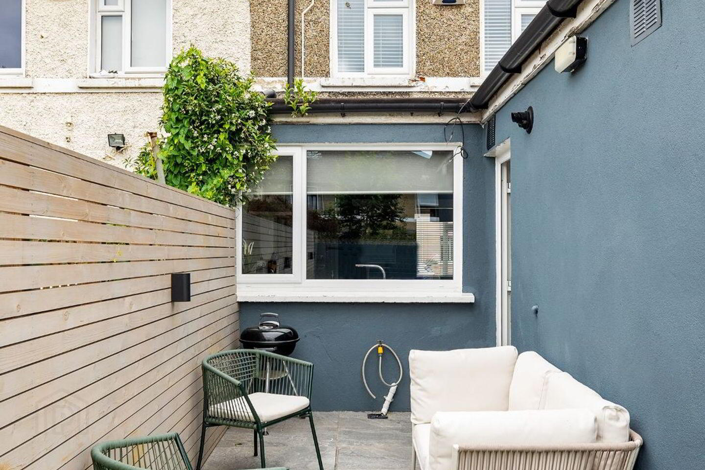 38 Holly Road 17 of 18