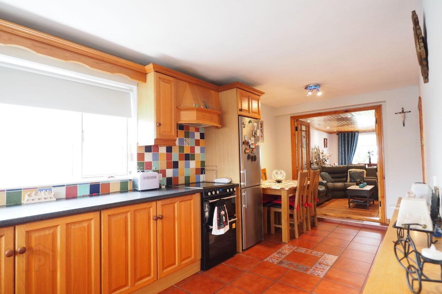 Glyfada, 66 Churchfield Avenue 3 of 26