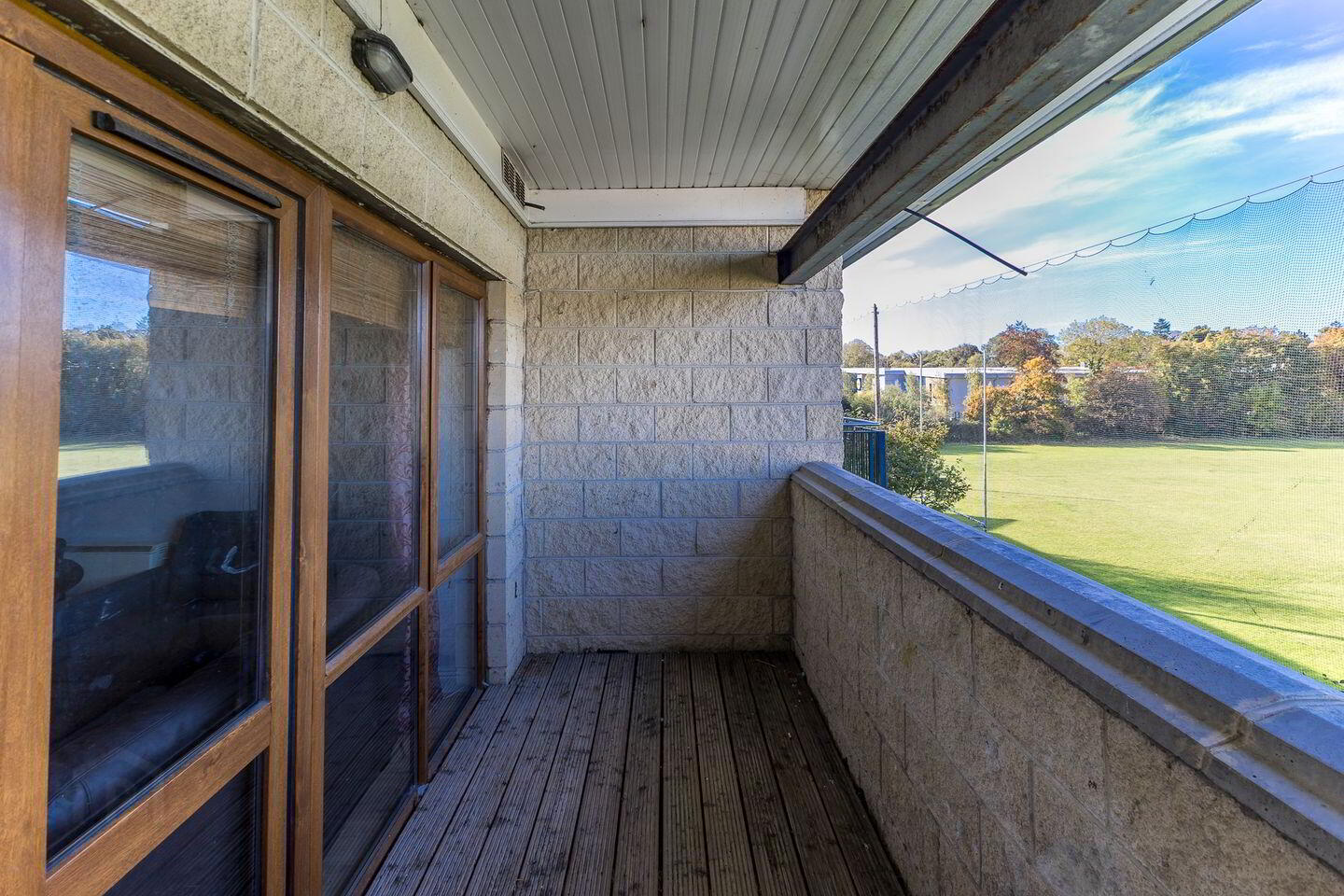 34 Milton Hall 19 of 20
