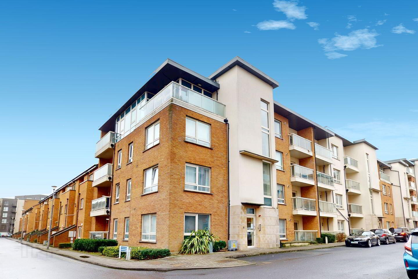 4 Churchwell Rise 1 of 16