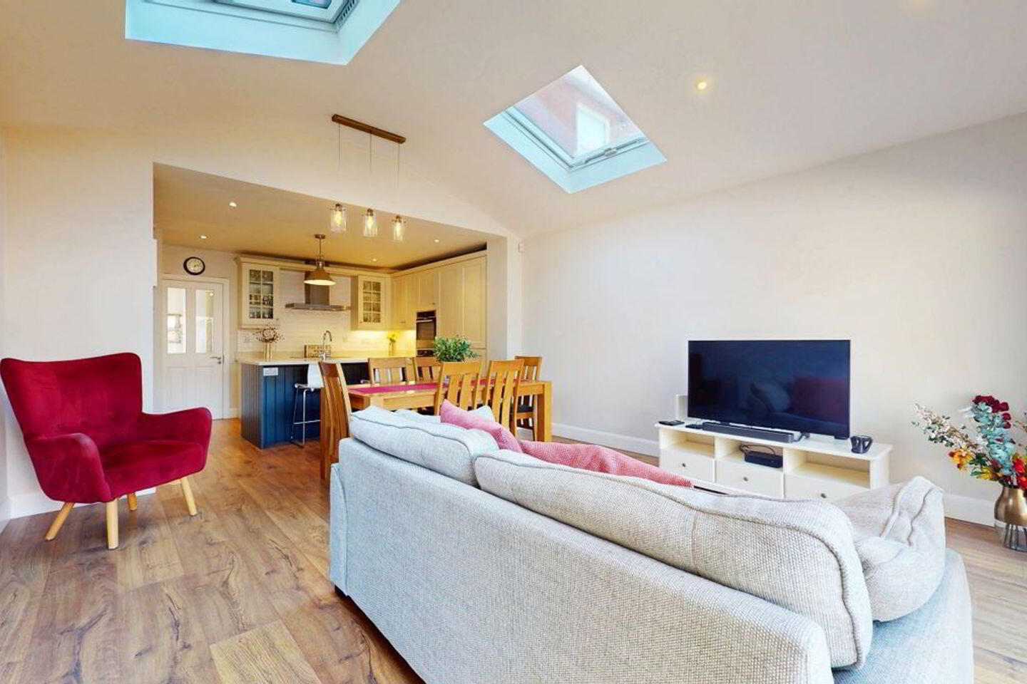 10 Glasnevin Court 2 of 25