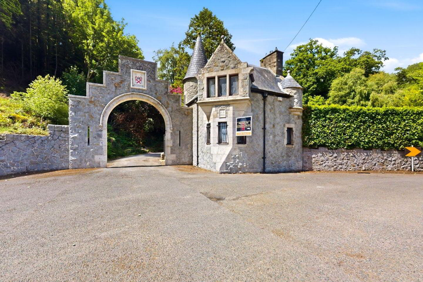 Gate Lodge 1 of 24
