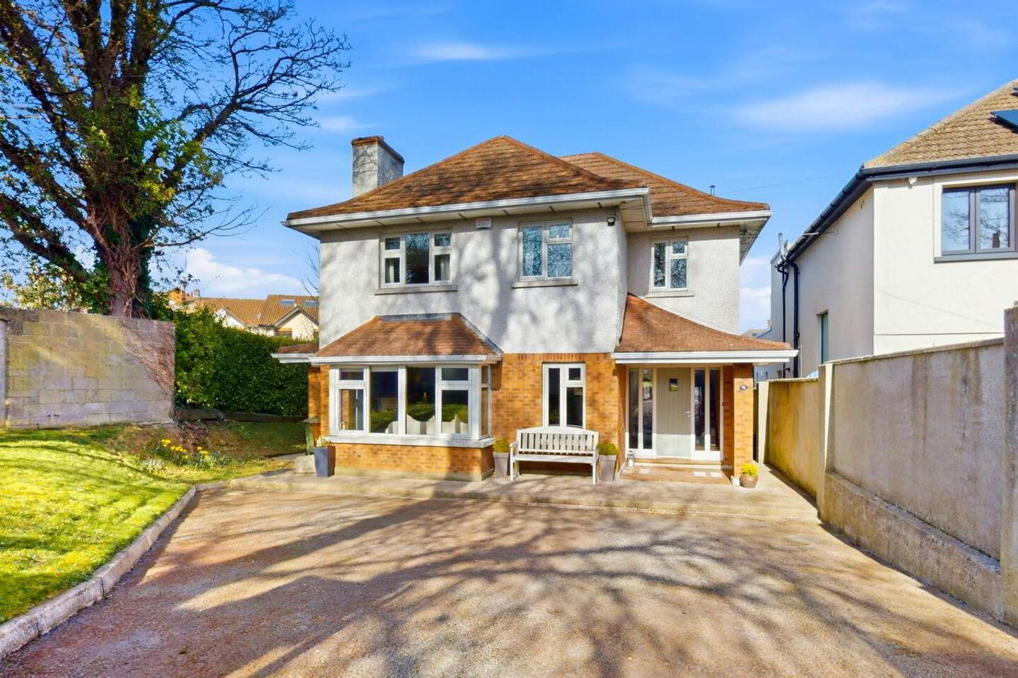 96 Monkstown Avenue 1 of 29
