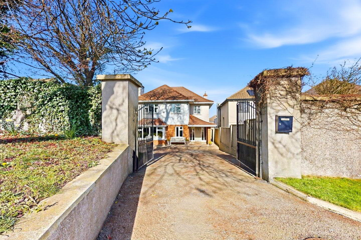 96 Monkstown Avenue 2 of 29