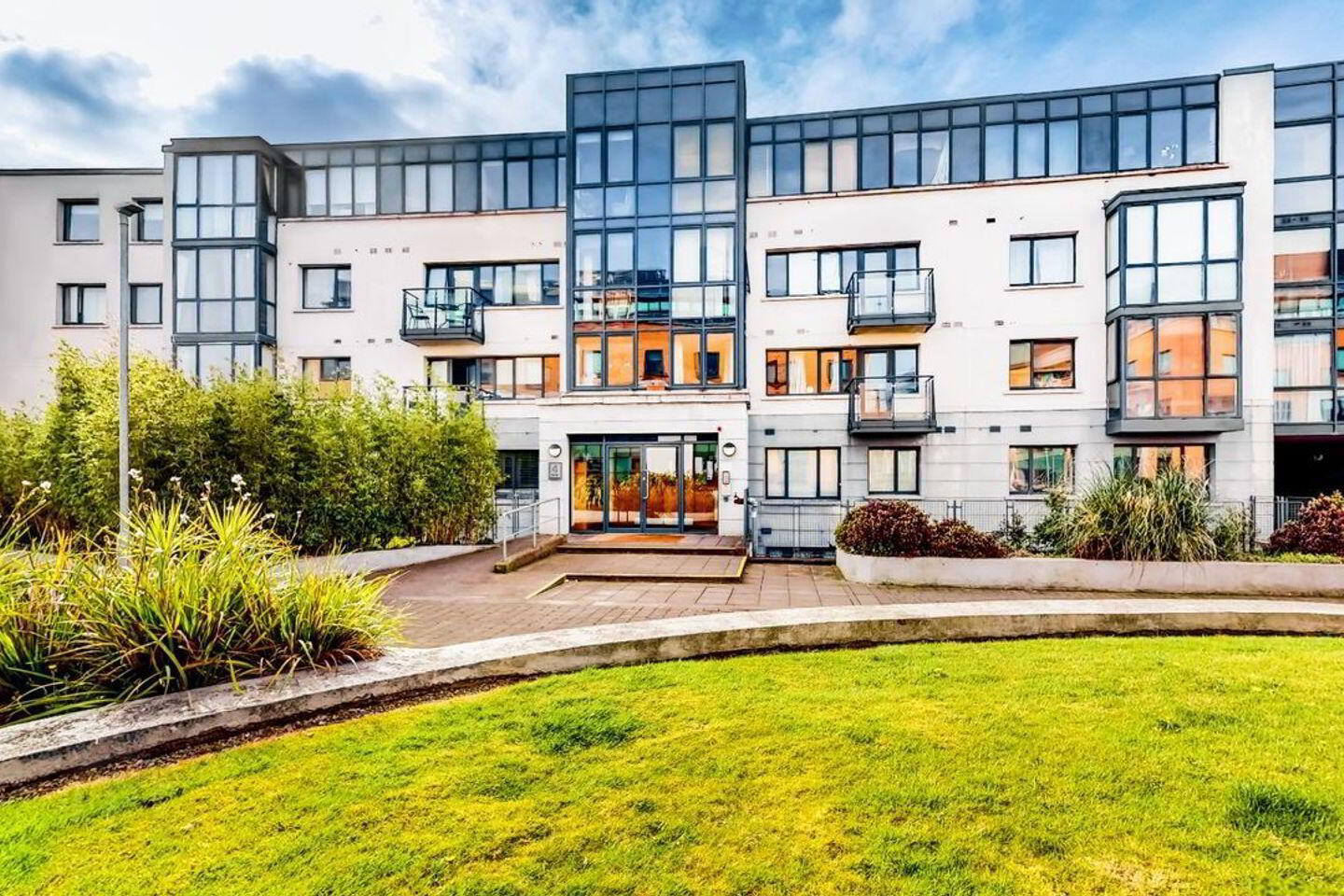 Apartment 126 Block 4 Parkgate Place 1 of 7