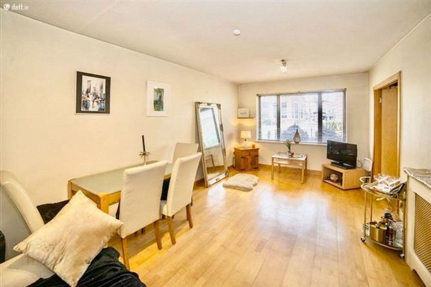 Apartment 126 Block 4 Parkgate Place 2 of 7