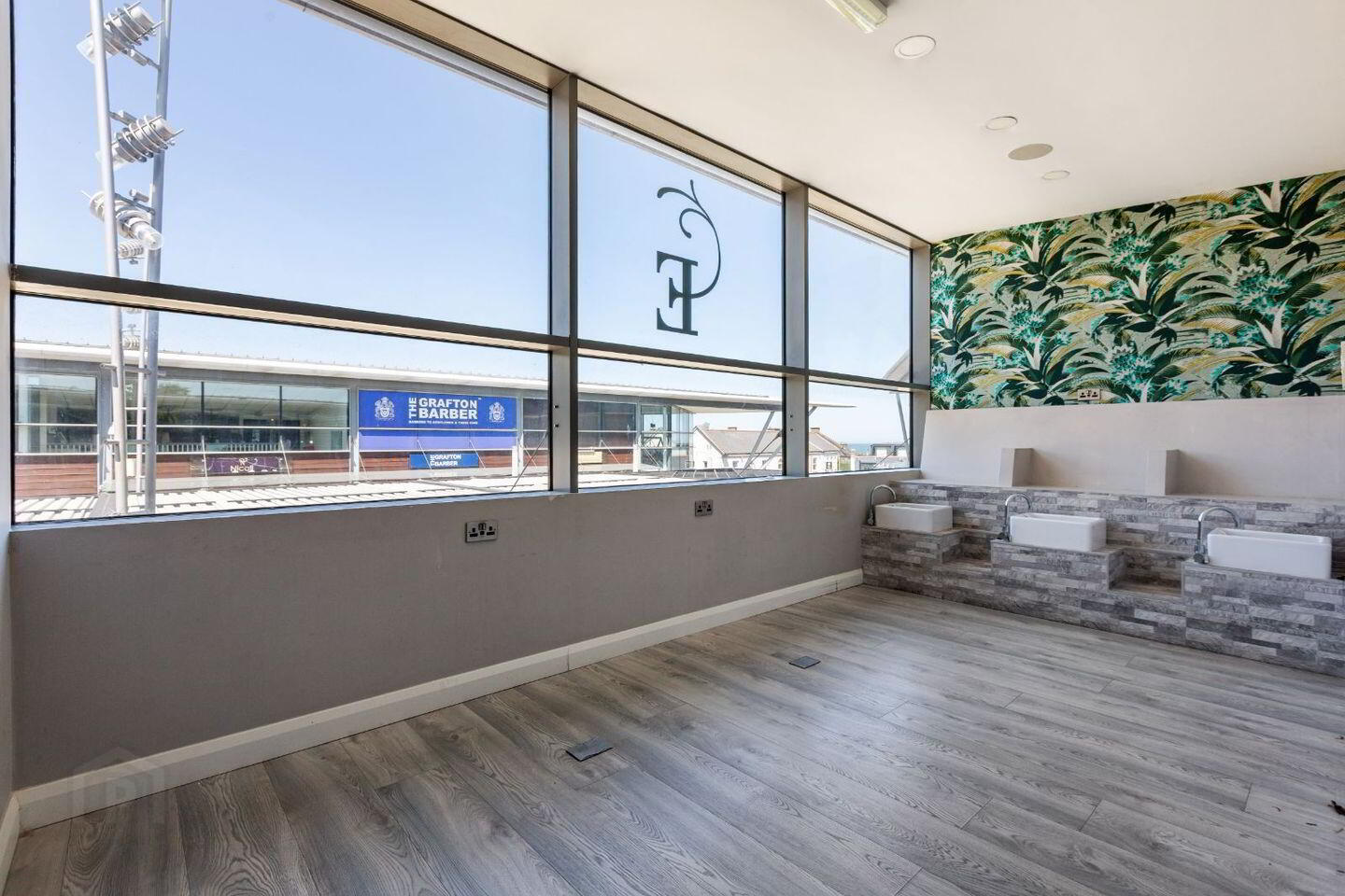 Unit 10, Meridian Point 9 of 10