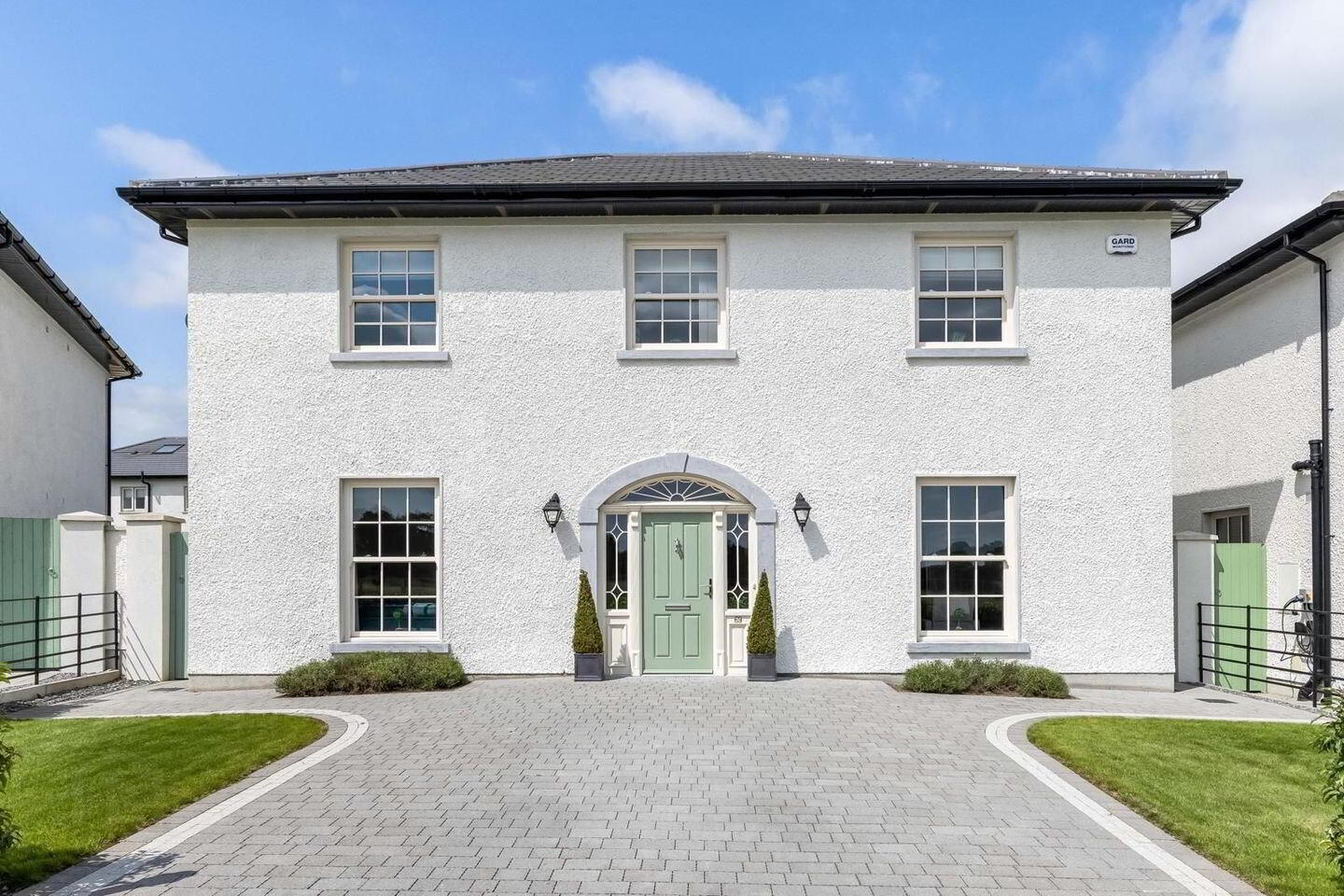 69 Castletown Manor 1 of 37