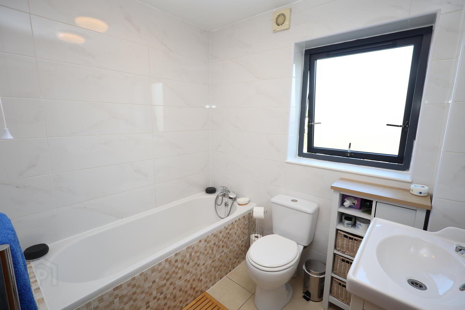 Apt 2 St Annes Court, 212 Ballyclare Road 12 of 12