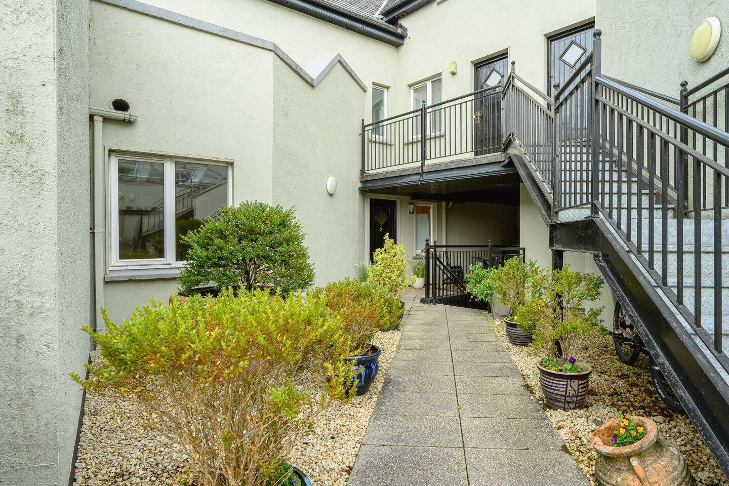 Apartment 2 The Mill Race Macswiney Quay 3 of 4