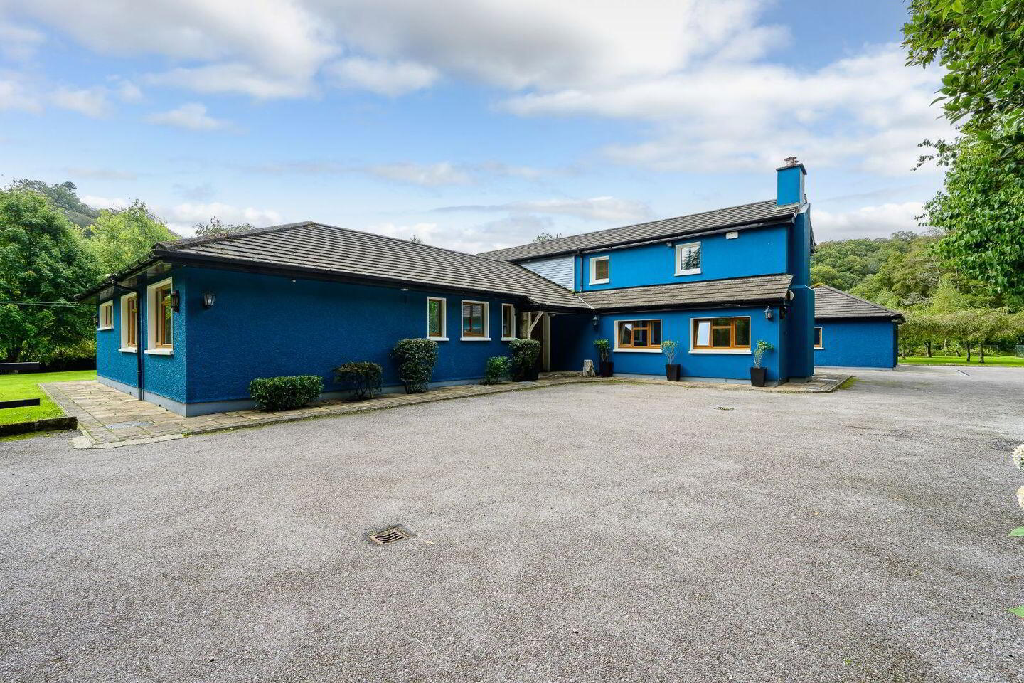 Inverbrinny 4 of 5