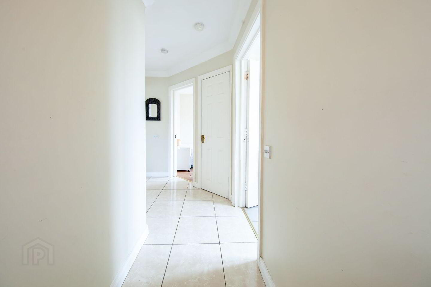 Apartment 5 Hamlet Lane Lodge 2 of 2