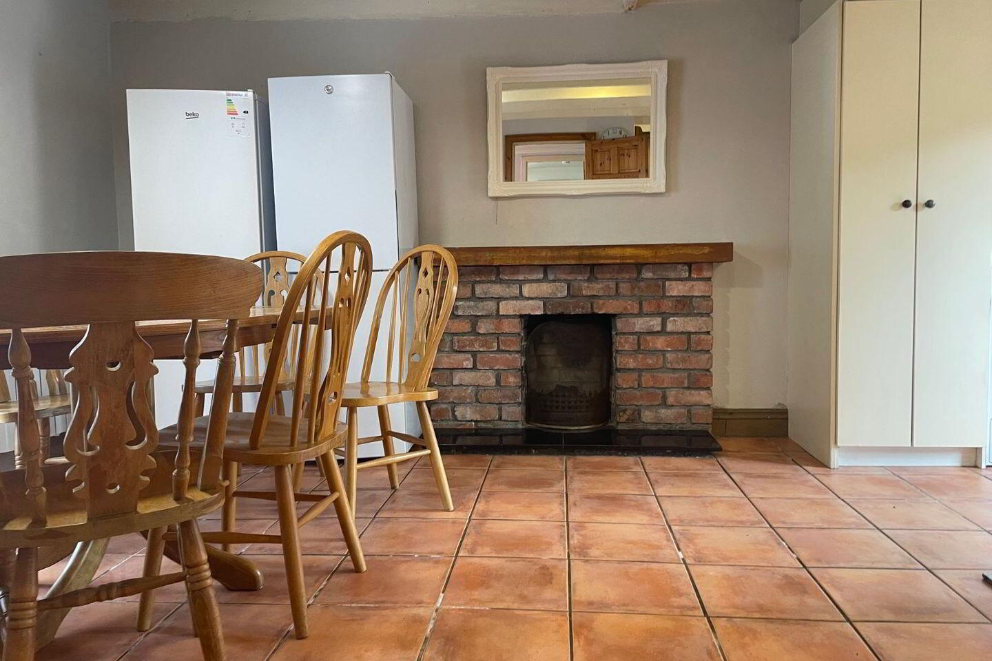 17 Glengarriff Road 2 of 3