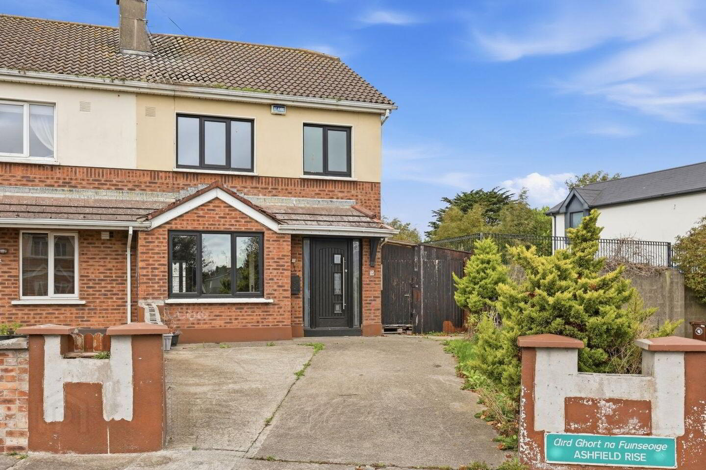 50 Ashfield Rise 1 of 16