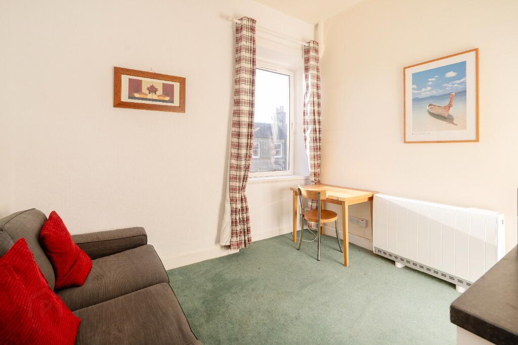 132 Albert Street 2 of 16