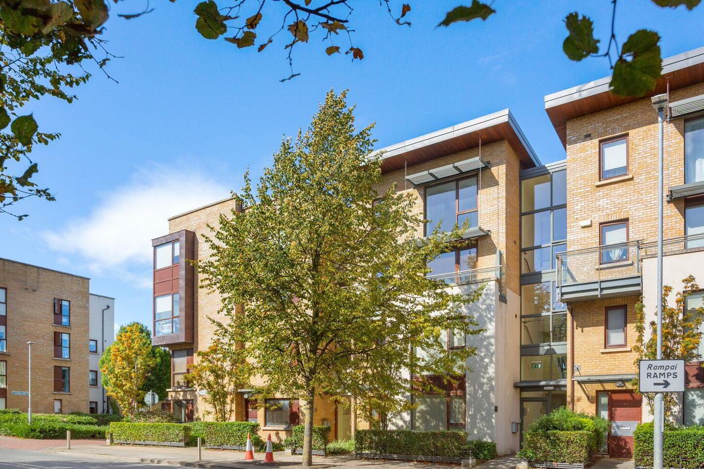 62 Castlegate Way 1 of 13