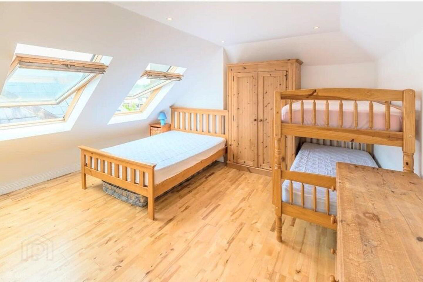 Apartment 1 Gledswood Mews 83 Bird Avenue 13 of 13