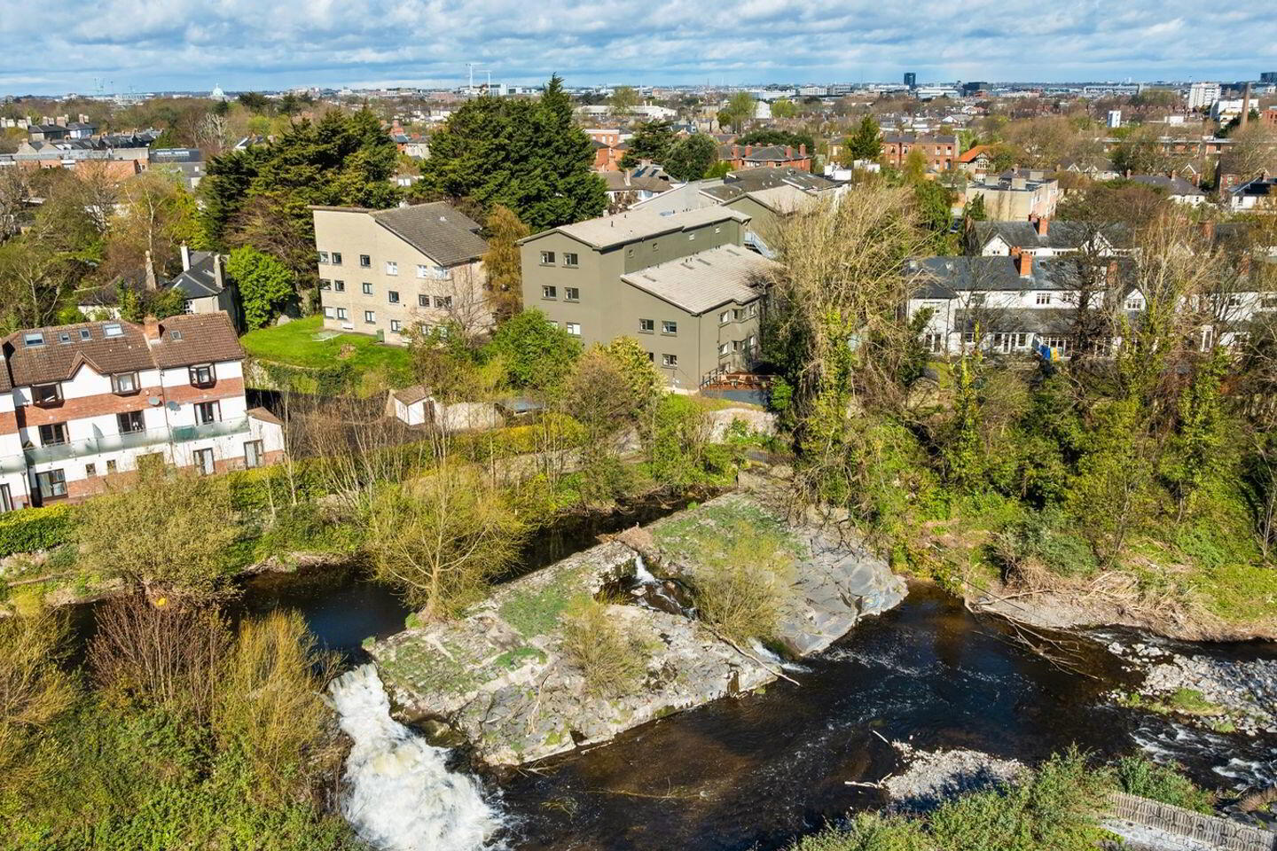 Apartment 10 Errigal House Eglinton Court 17 of 18
