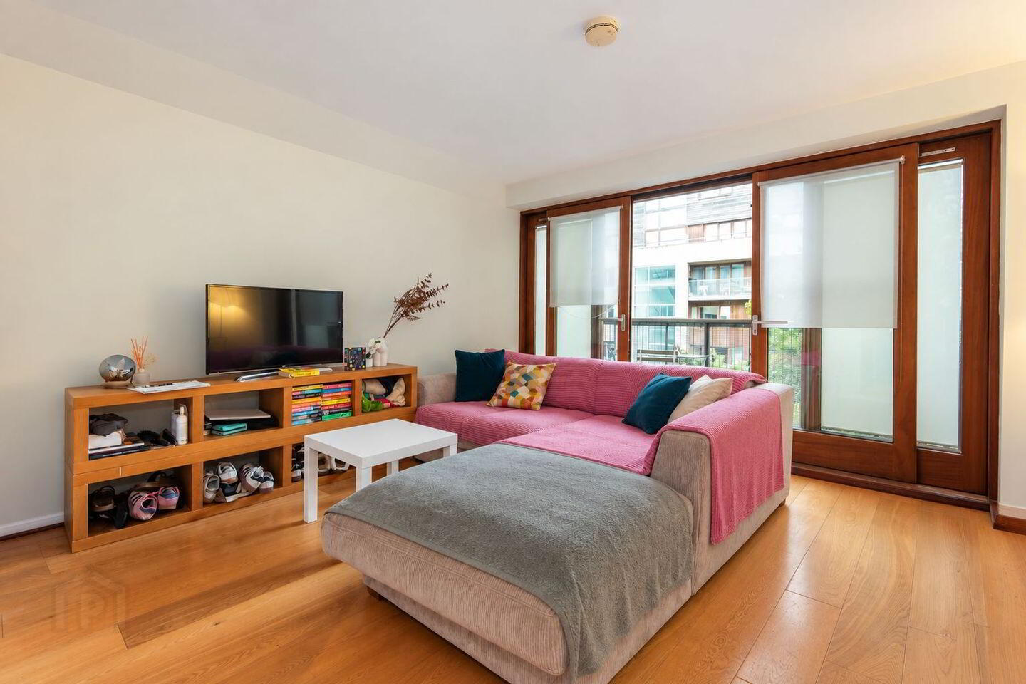 Apartment 14 Block 7 Clarion Quay 2 of 11