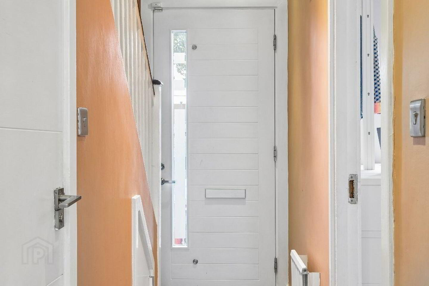 20 Mount Drummond Avenue 2 of 24