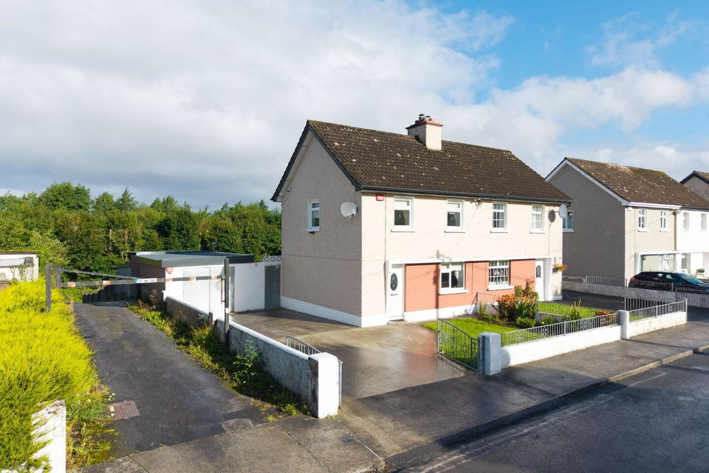 15 Saint Patricks Avenue 2 of 29