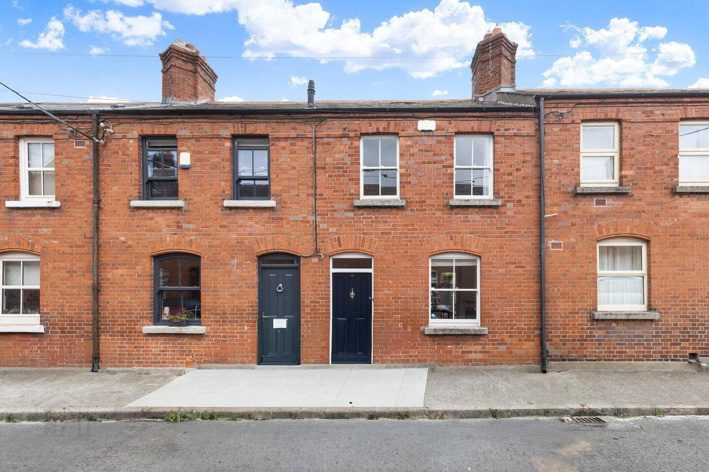10 Warren Street 1 of 14