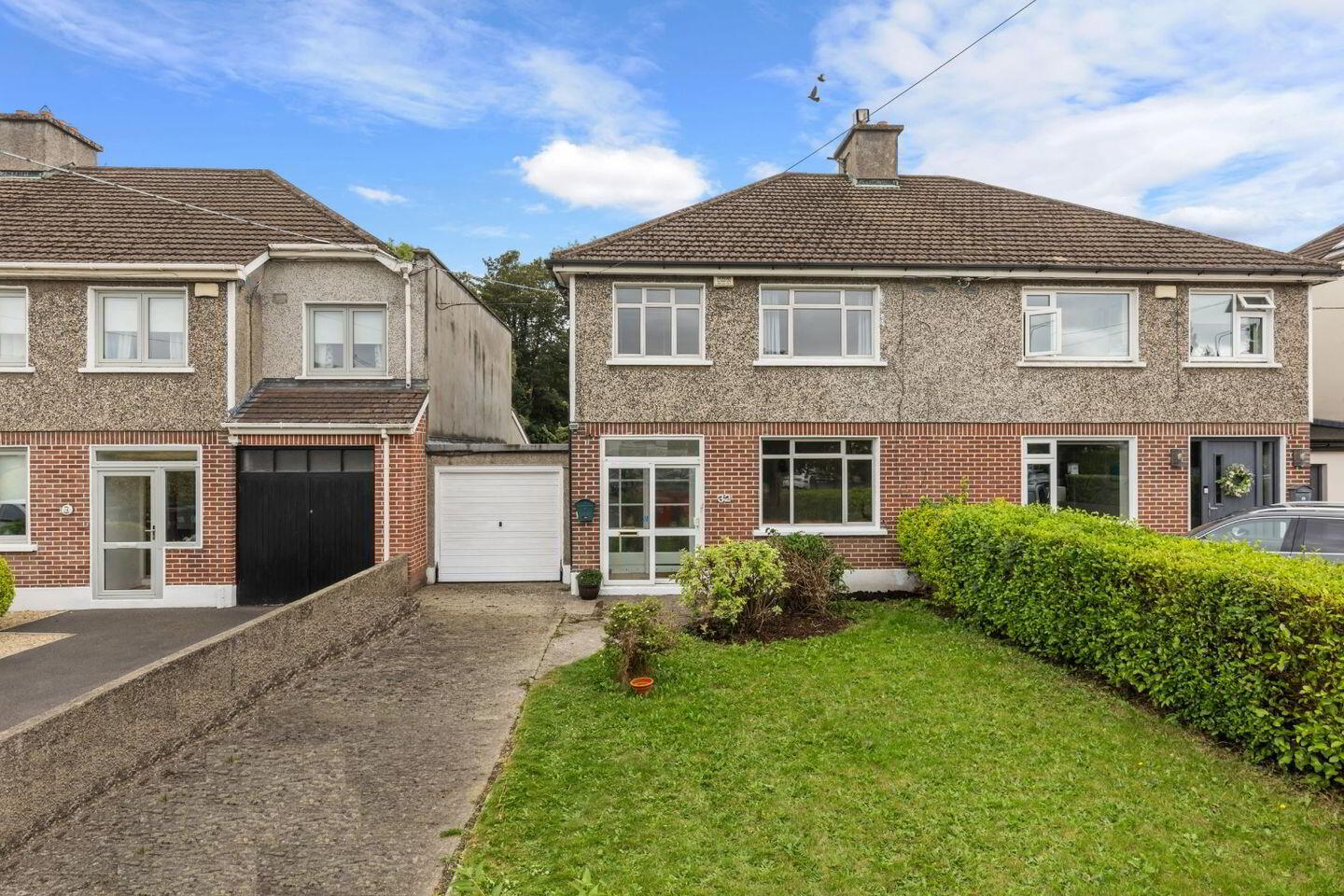 32 Dodder Park Road 1 of 16