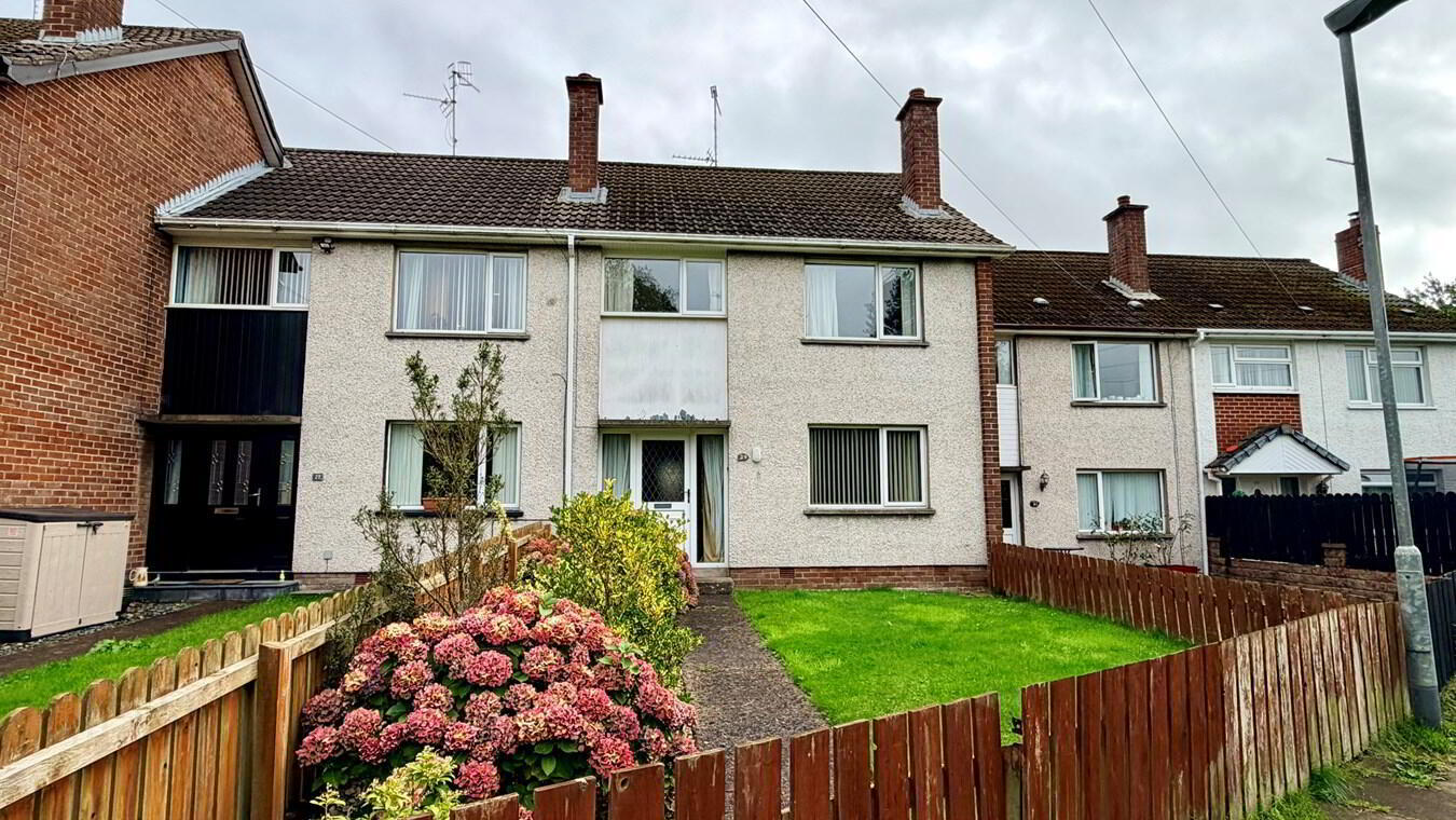 29 Drumcree Grove 2 of 17