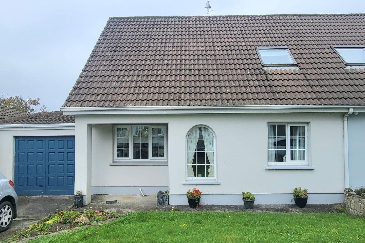 16 Hawthorn Drive 1 of 20