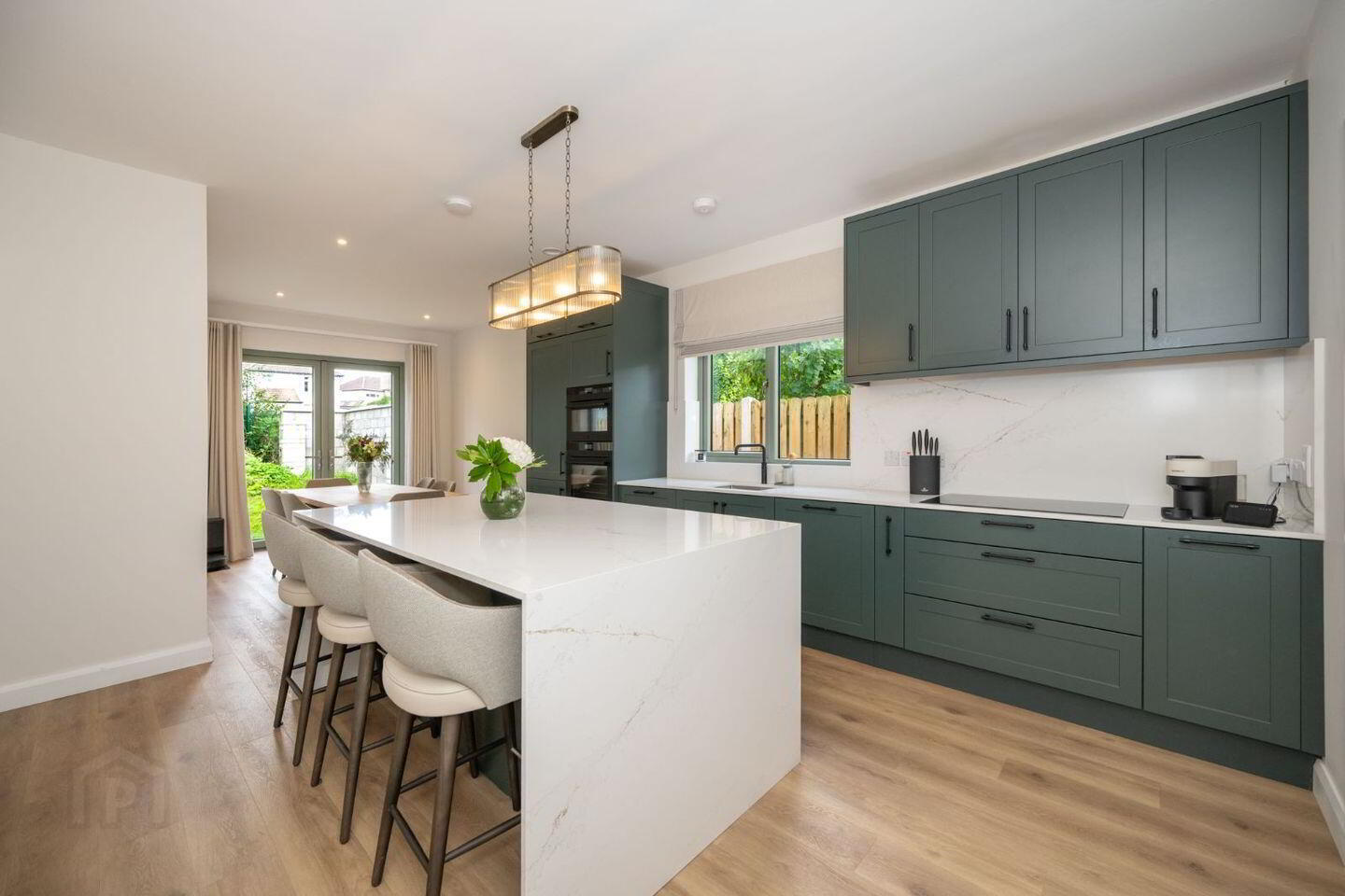 1 Hettyfield Gardens 2 of 5
