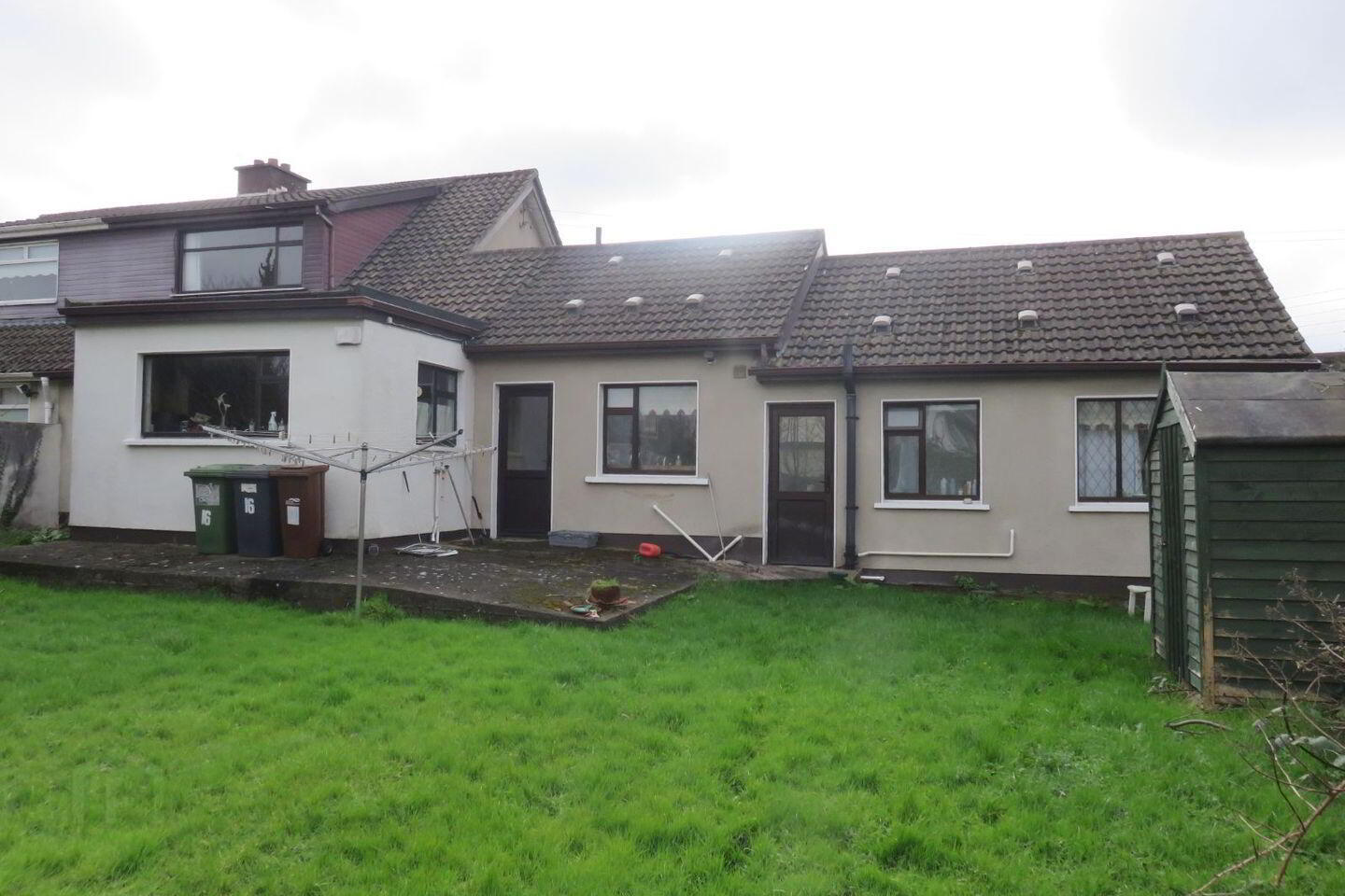 16 Castle Grove 42 of 43