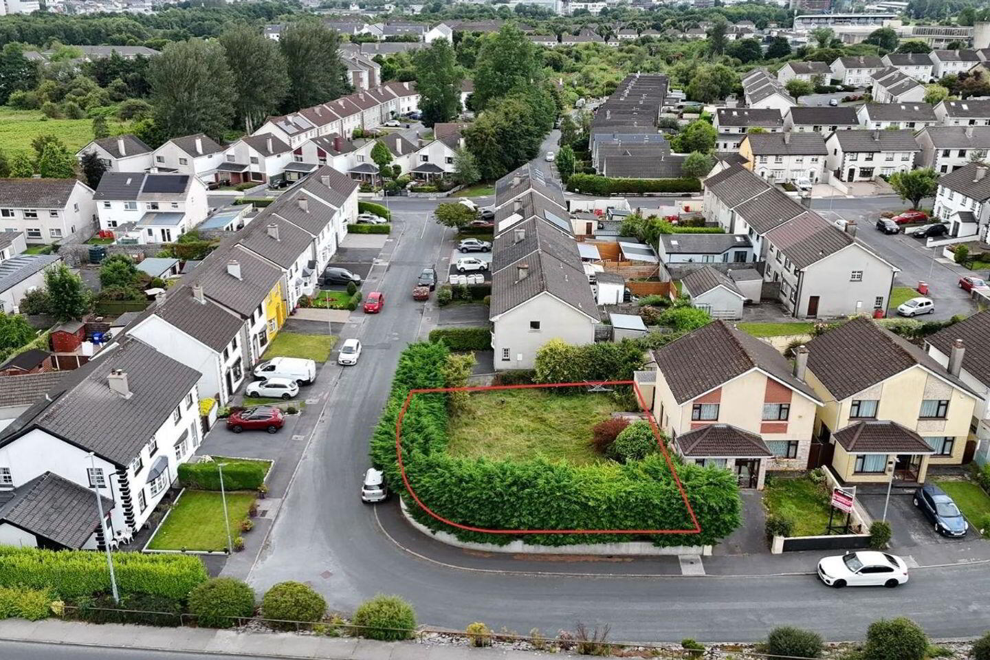 Castlelawn Heights 6 of 6