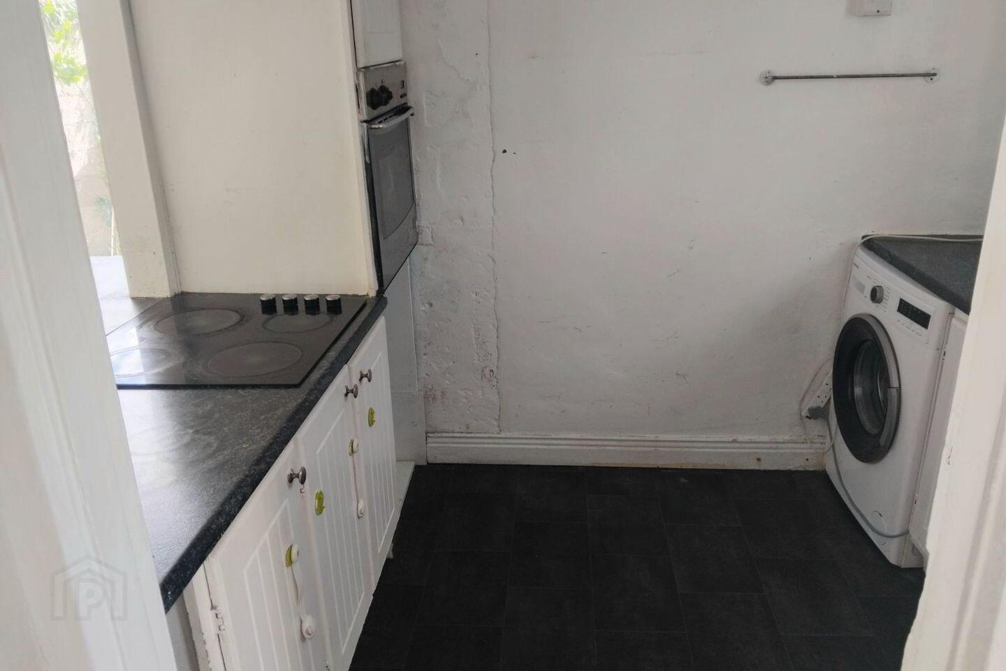 23 Sarsfield Street 6 of 6